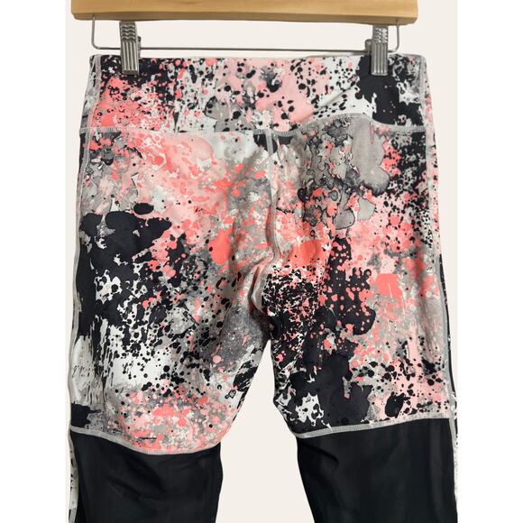 Fabletics Multicolor Gisella Capri Leggings Size S - Picture 5 of 8